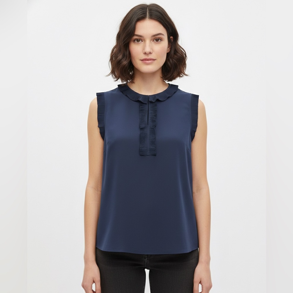 Boden Classic Navy Sleeveless Ruffle Top Peep‎ Hole Front Closure Minimalist